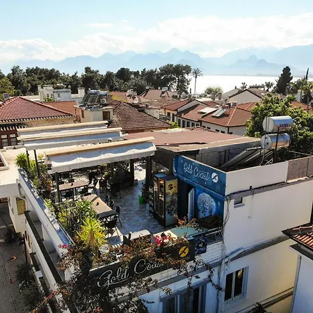 Gold Coast Hostel *