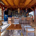 Gold Coast Hostel *